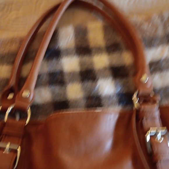 URBAN Originals fringed purse. - Picture 6 of 7